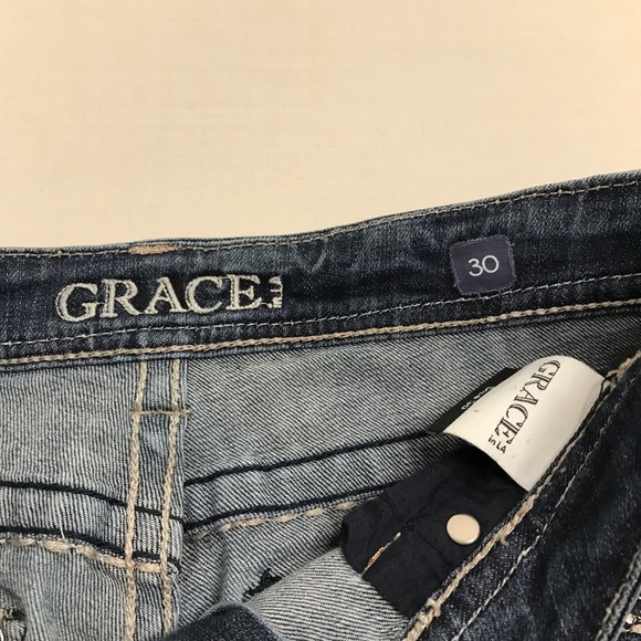 Grace in LA Mid Rise Embellished Boot Cut Jean - Size 30 - 33.5" Inseam - Picture 8 of 16